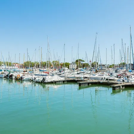 Apartman 2ch Neuf A Deux Pas Du Vieux Port La Rochelle