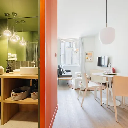 2ch Neuf A Deux Pas Du Vieux Port Apartman *