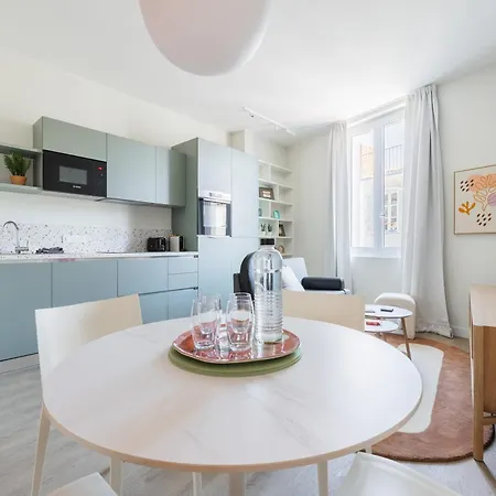 2ch Neuf A Deux Pas Du Vieux Port *